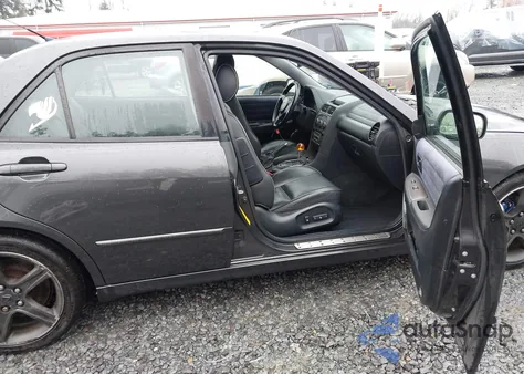 2003 Lexus Is 300 from USA, damaged, VIN JTHBD192030069703